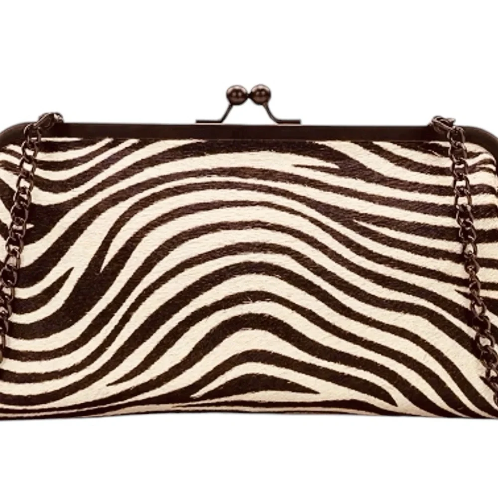 Patricia Nash Brown Gorgeous Zébra Haircalf Collection Set (Clutch & Wallet) - Picture 4 of 10